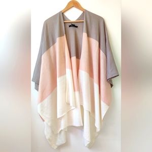 CEJON Women's Tricolor Poncho Size OSFM